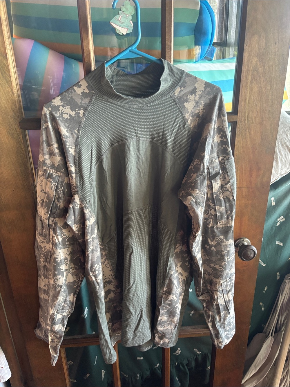Men's Tactical Combat Shirt in Olive Camo